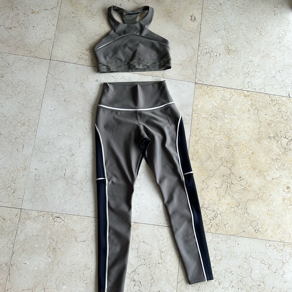 Alo Yoga set
